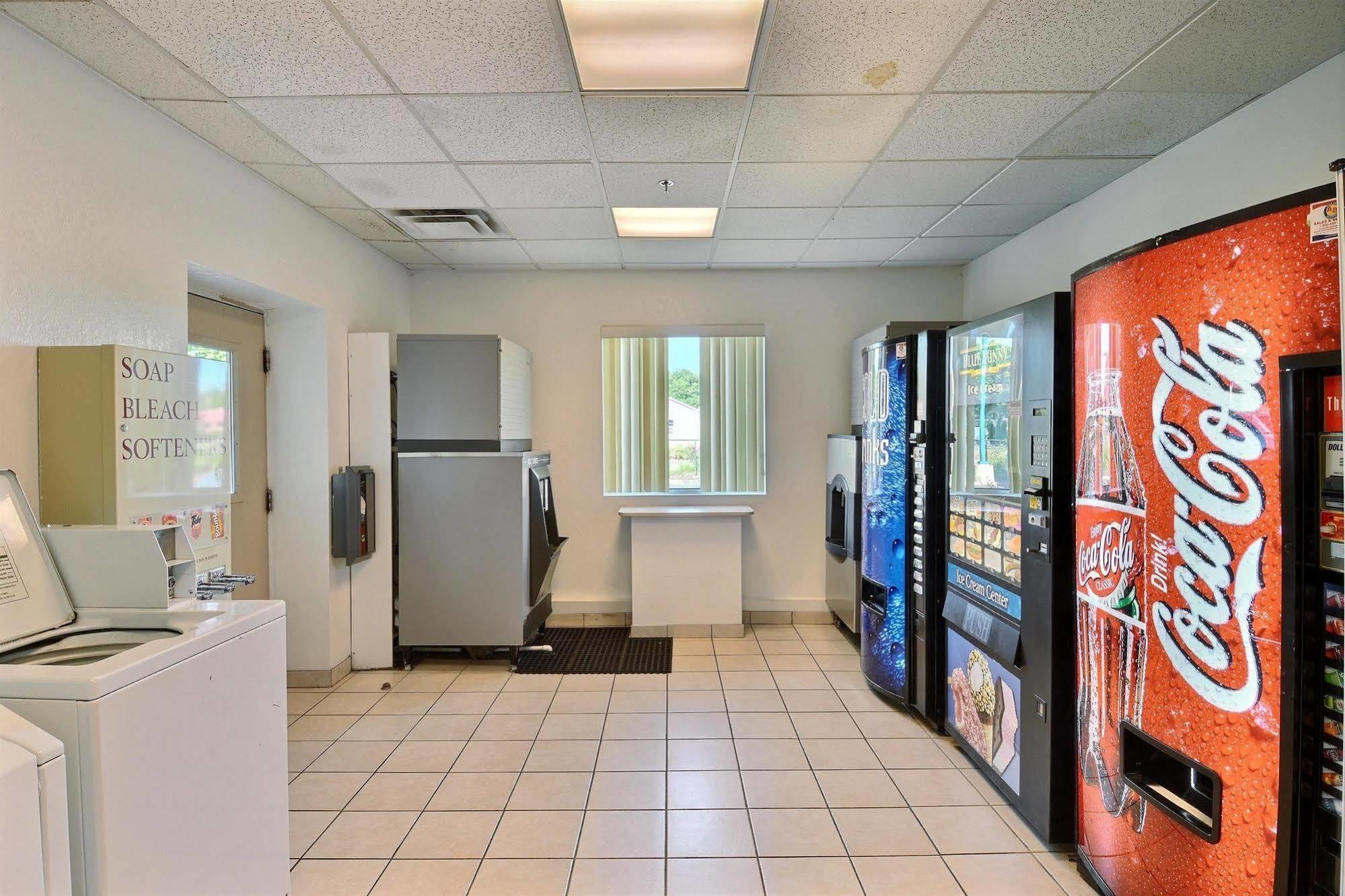 Motel 6-Tewksbury, Ma - Boston エクステリア 写真